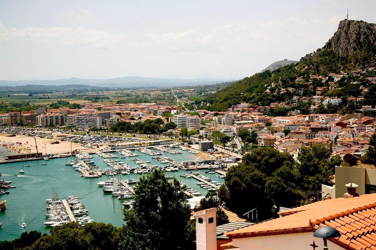 BON DIA 31 Sistach Rentals L'Estartit Exterior foto
